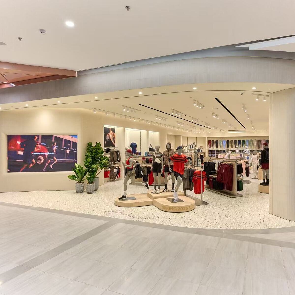 Lululemon