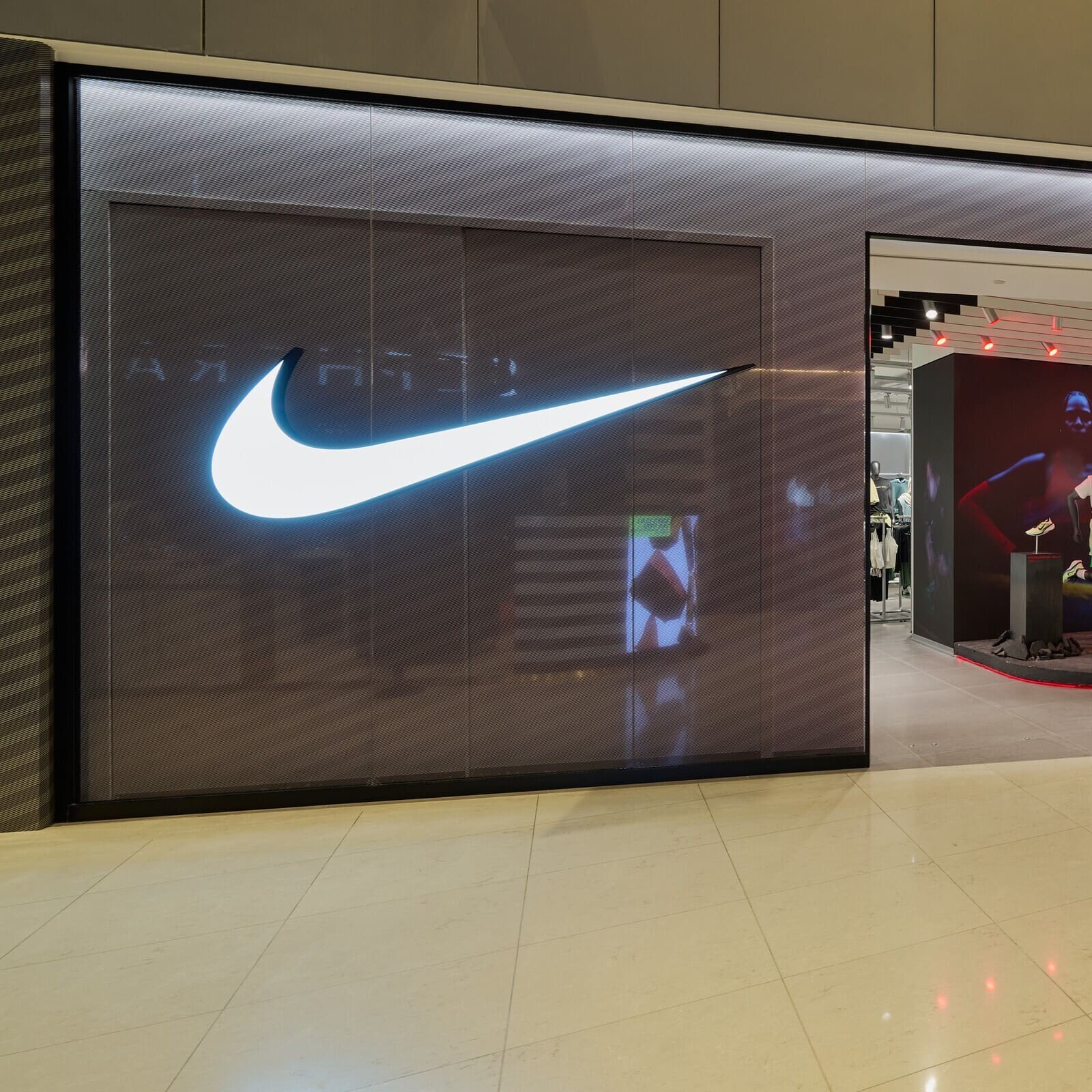 Nike